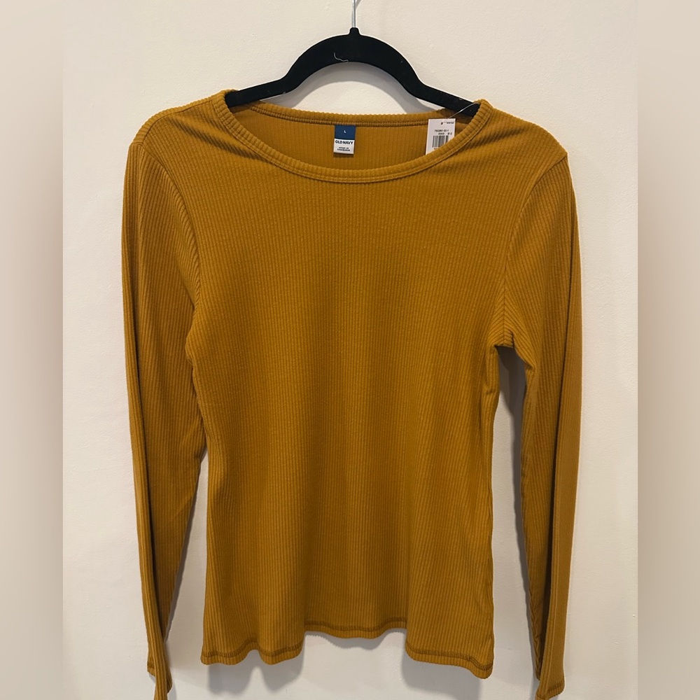 Old Navy Women’s Ribbed Long Sleeve Top NWT